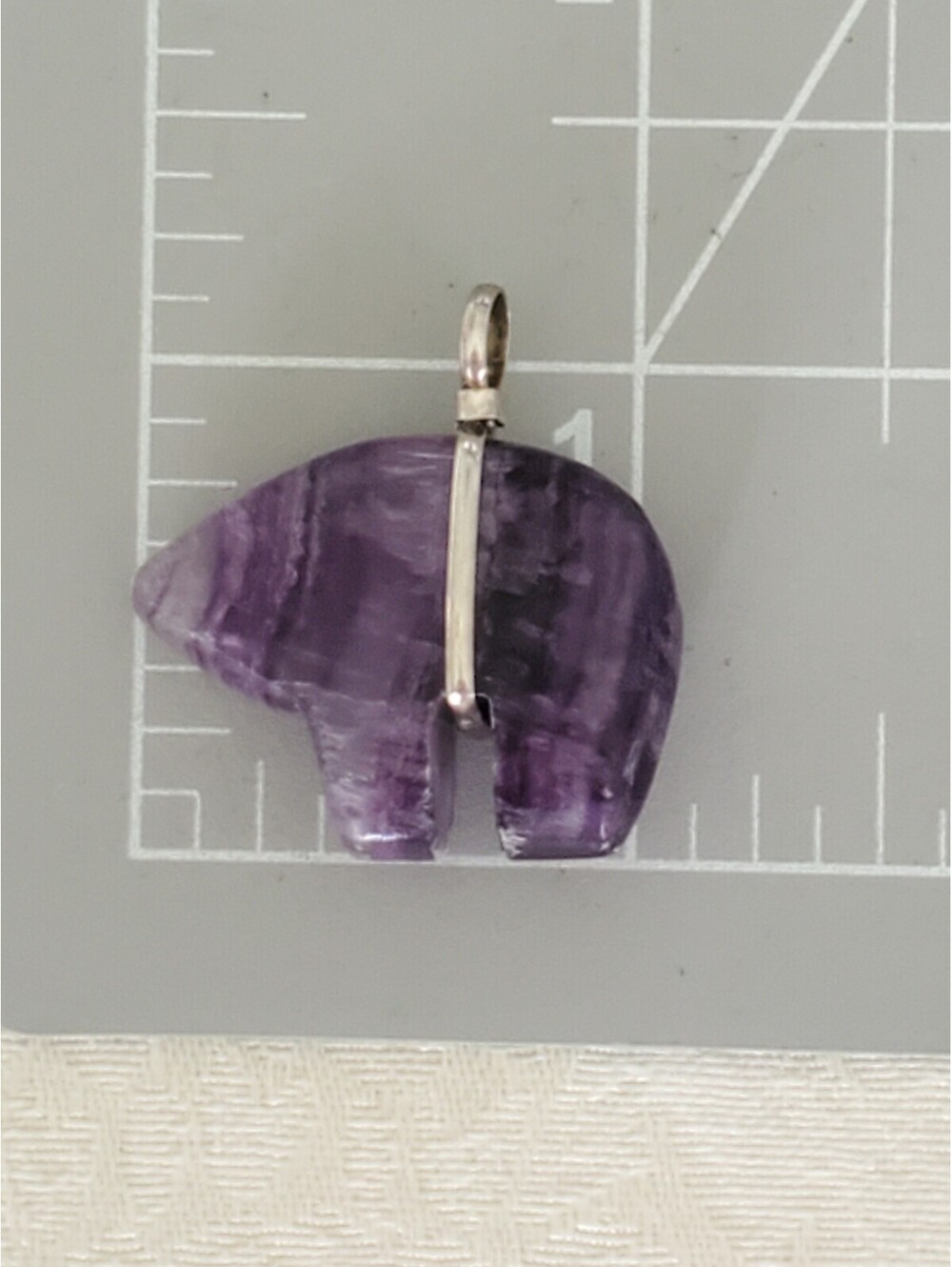 Vintage Sterling Silver Carved Purple Fluorite Bear Pendant - Picture 4 of 5